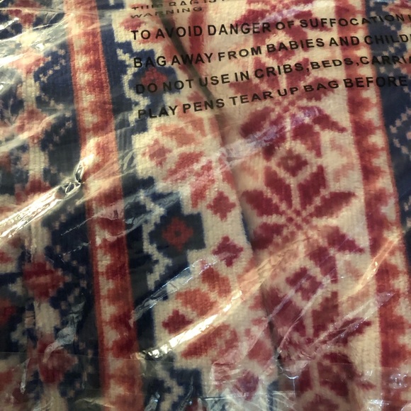 Other - NWOT Throw